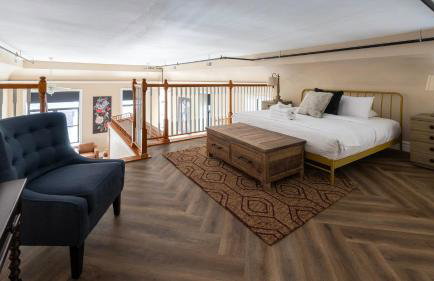 Above Coffee Shop, Cincy Hilltop Apt, City Views! - Foto 14