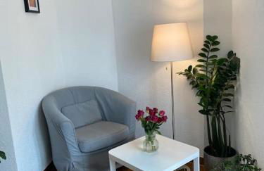 Preiswertes stilvolles Zimmer im privaten Haus mit großem schönem modernem Gemeinschaft Badenzimmer - Foto 47