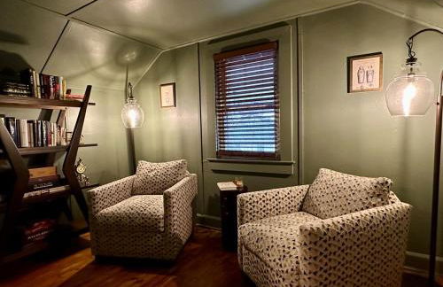 Stylish 3BR with Patio Walk to State Capitol - Foto 43