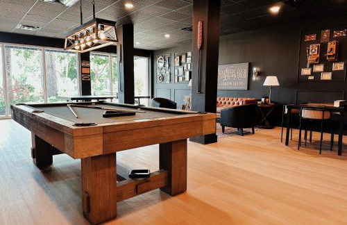 Villa Valbuena Palm Oasis In-Laws Quarters 4-Story Unit With Rooftop Retreat - Photo 38