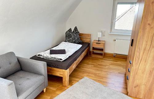 8 Einzelbetten Böblingen I 6 Schlafzimmer I 2 sep Ebenen I 2 Bäder, 2 sep WC I Messe, A81 I Monteure, Teams - Foto 27