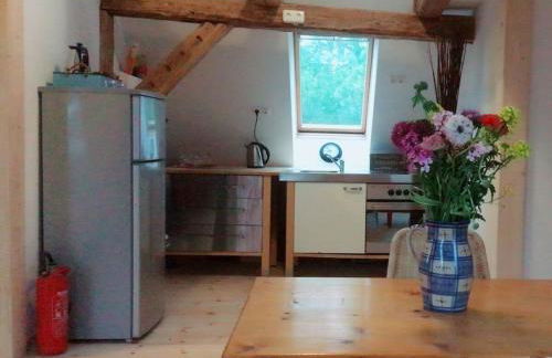 2 with large garden, playground and pool - Foto 11