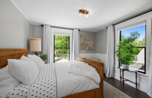 NEW! Updated South Hill Craftsman Sleeps 12! - Foto 17