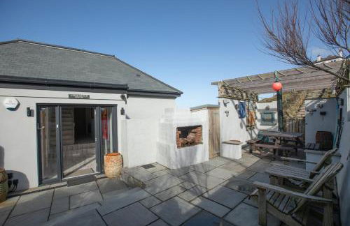 UPPER BEACH HOUSE - Photo 59