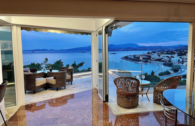 Luxurious 2-bed Seaside Apartment in Saronida - Foto 33