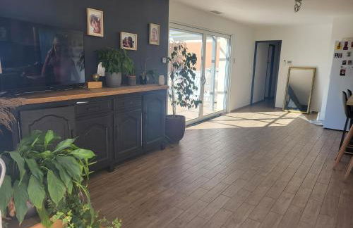 Villa au coeur du village de Castanet - Photo 17