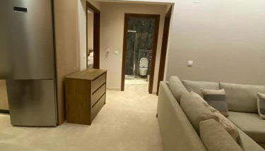 Rozi Apartment - Photo 5