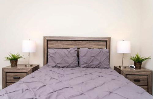 Luxurious Décor 4 Bd w/ Pool Close to Disney 4820 - Photo 16