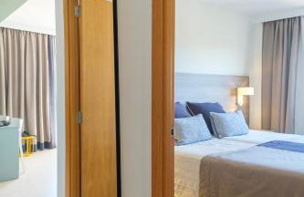 Cabot Tres Torres Apartamentos - Photo 38