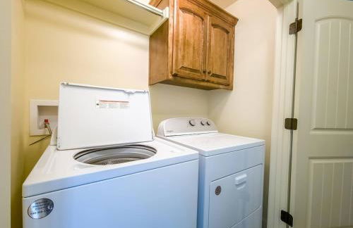 Home Away from Home Close to KCI Airport, Weston - Foto 14