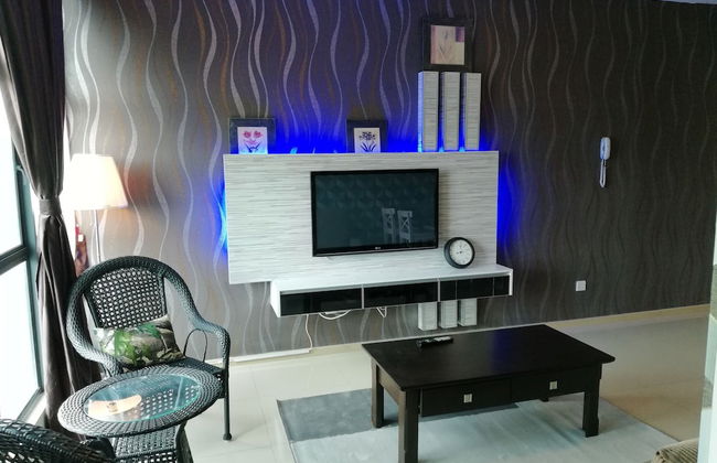 Lawang Suite 1 Bedroom Corner Apartment - Photo 13