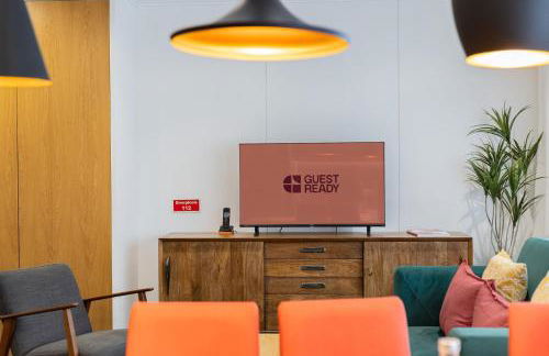 GuestReady - Charming Apartment with Patio - Foto 8