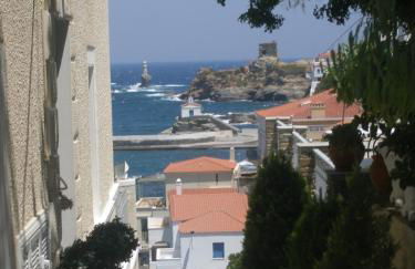 By the sea - Foto 21