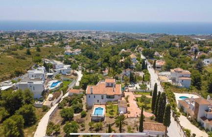Villa Aroha - Huge Villa, Sea Views & 2 pools - Foto 43