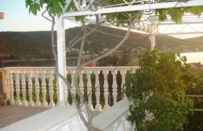 Romantic Apartment With Sea View Vinišće, Dalmatia - Foto 18