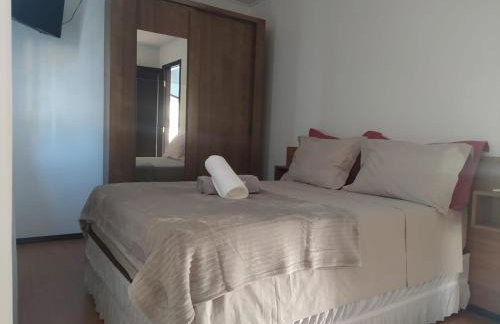 Apartamento encantador com lareira - Foto 7