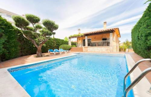 Magnolia l'Escala 1, casa con piscina y barbacoa a 300m de la playa - Foto 2