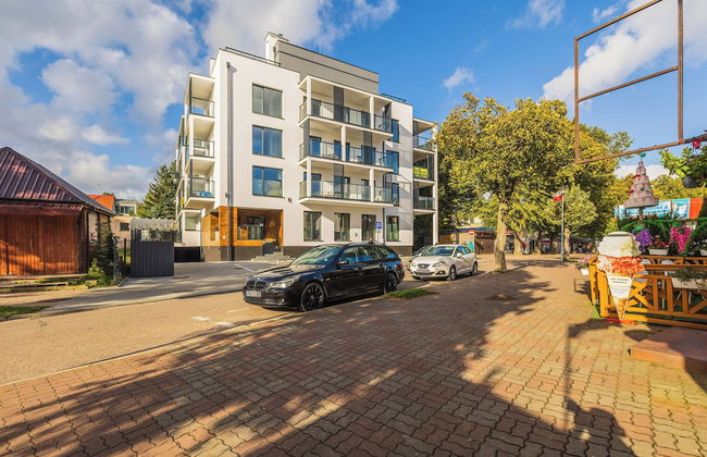 Beachside Apartment by Renters - Photo 25