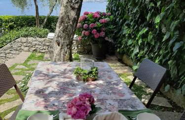 Villa sul Lago con pontile privato a Brenzone sul Garda - Unique and exclusive - Foto 2