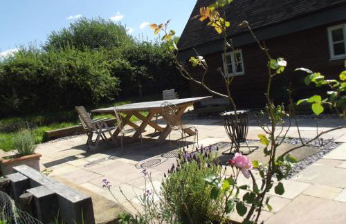 House on the Brooks Self catering Holiday let South Downs West Sussex Sleeps 14 - Foto 24