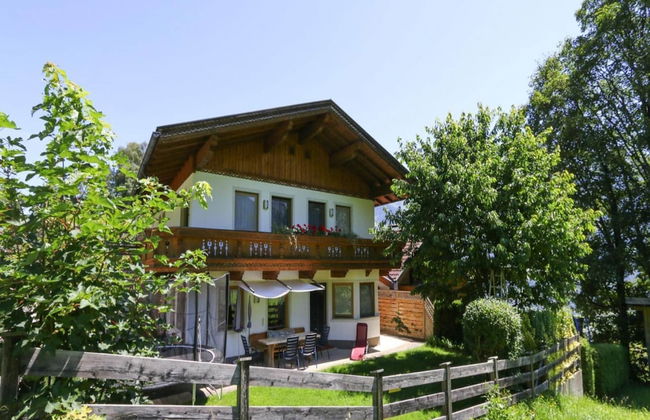 Holiday Home in Fugenberg Near Spieljochbahn - Foto 1