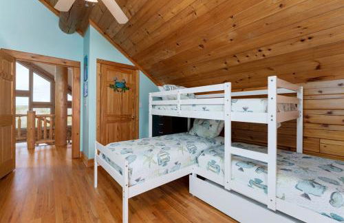 Boomerang- Oceanfront Log Cabin in North Topsail - Foto 9