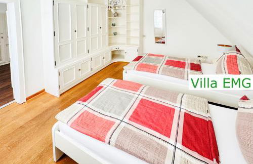 Villa EMG Ferienhaus in Alleinlage mit Privatsee Jacuzzi und Sauna für bis zu 22 Personen bei Osnabrück - Foto 42