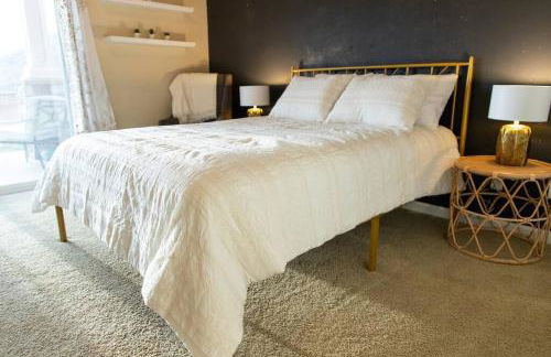 Sunserra Villa! Movie Room, Family Friendly, BBQs, Pools, Free Golf! - Foto 15