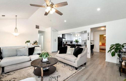 Spacious 5BR Family Retreat Near Mall of GA Sleeps 13 - Foto 36