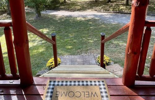 Breath of Heaven Cabin- Hot Tub, Deck, Pond, PETS - Foto 18