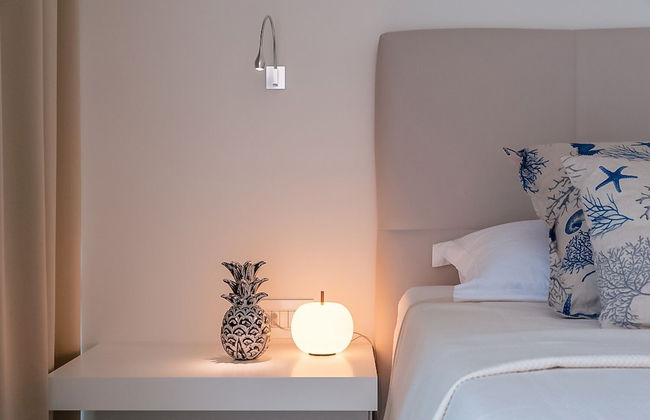 Beachfront Villa Seven Sins with Pool - Foto 6