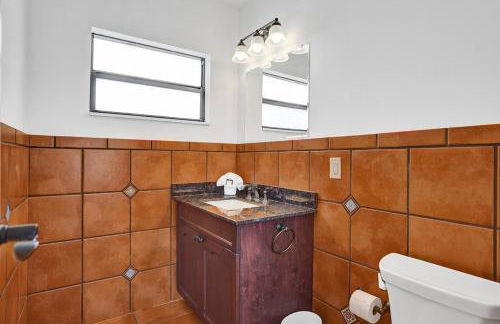 Waves On Walnut - Beach Access - Foto 106