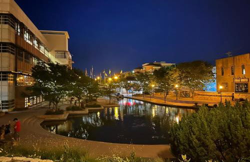 Step Back in Time - Photo 18