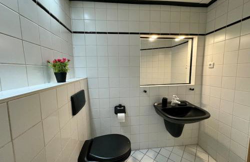 Entspannung pur! Privater Kinosaal & Whirlpool - Foto 8