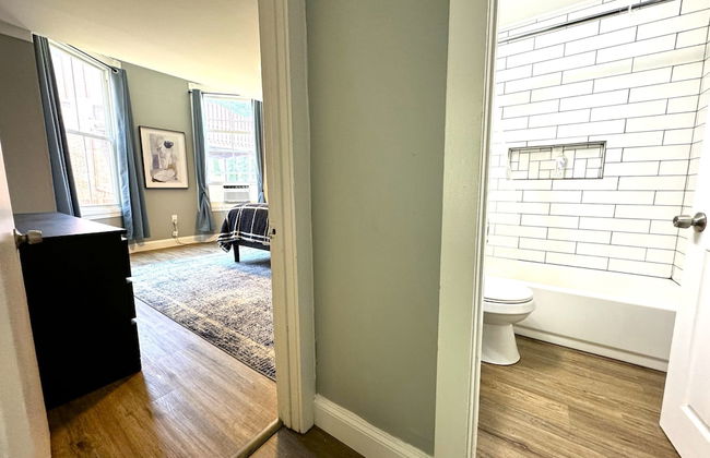 The Grayson at Park Place- Cozy and Fully Updated With King bed Free Coffee and Fast Wifi - Foto 8