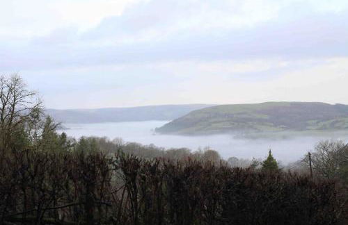 The Charcoal Hut woodland retreat - Foto 8