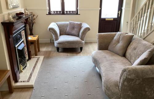 Brookside Retreat, Dog Friendly - Photo 2