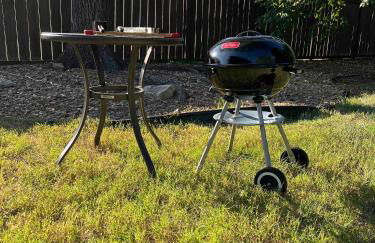 HotTub, King & PoolTable~East Wichita - Foto 26