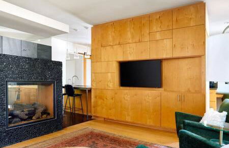 Chic 4BR with Fenced Yard, Walk to Dining, Parking, 5 Mins to Nissan Stadium, Less than 10 Mins to Broadway, Workspace, Parking, 24 Hr Hospitality, Great for Families - Foto 15