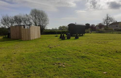 Glamping in Wiltshire in our luxury Shepherds Hut - Foto 27