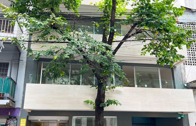 RentUp - Moderno monoambiente con balcón en Almagro - Photo 15