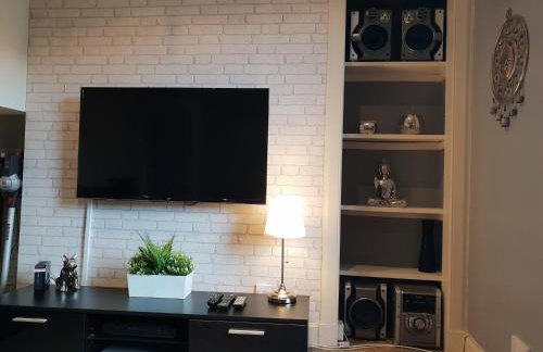 Modern Broughton Apartment - Walk to City Centre and St James Quarter - Foto 34