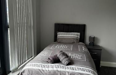 Modern 3-Bed Townhouse & Balcony - Foto 32