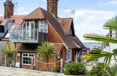 1 Quay Cottage - Photo 1