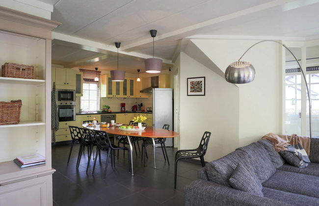 Rendeux Villa With Garden - Photo 17