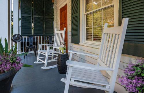 Creole Cottage - 2 Bed, 1 Bath, Pet Friendly with Fee, Walk to Downtown, Grill, Washer & Dryer - Foto 42