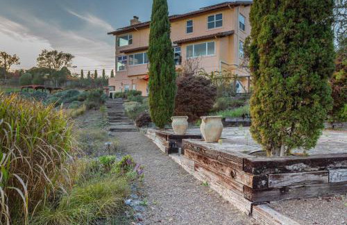 5 Acre Villa Retreat with Vineyard Pool Spa & Amazing Views of Sonoma County - Foto 49