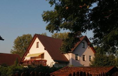 Ferienwohnungen am Waldbad Zwenkau - Foto 2