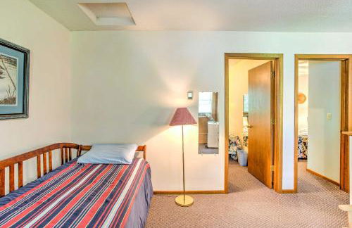 Clearwater Lake Getaway with Shared Pool and Boat Dock - Foto 16