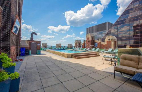 1BR Luxury Apartment With Rooftop Deck & Pool - Foto 40